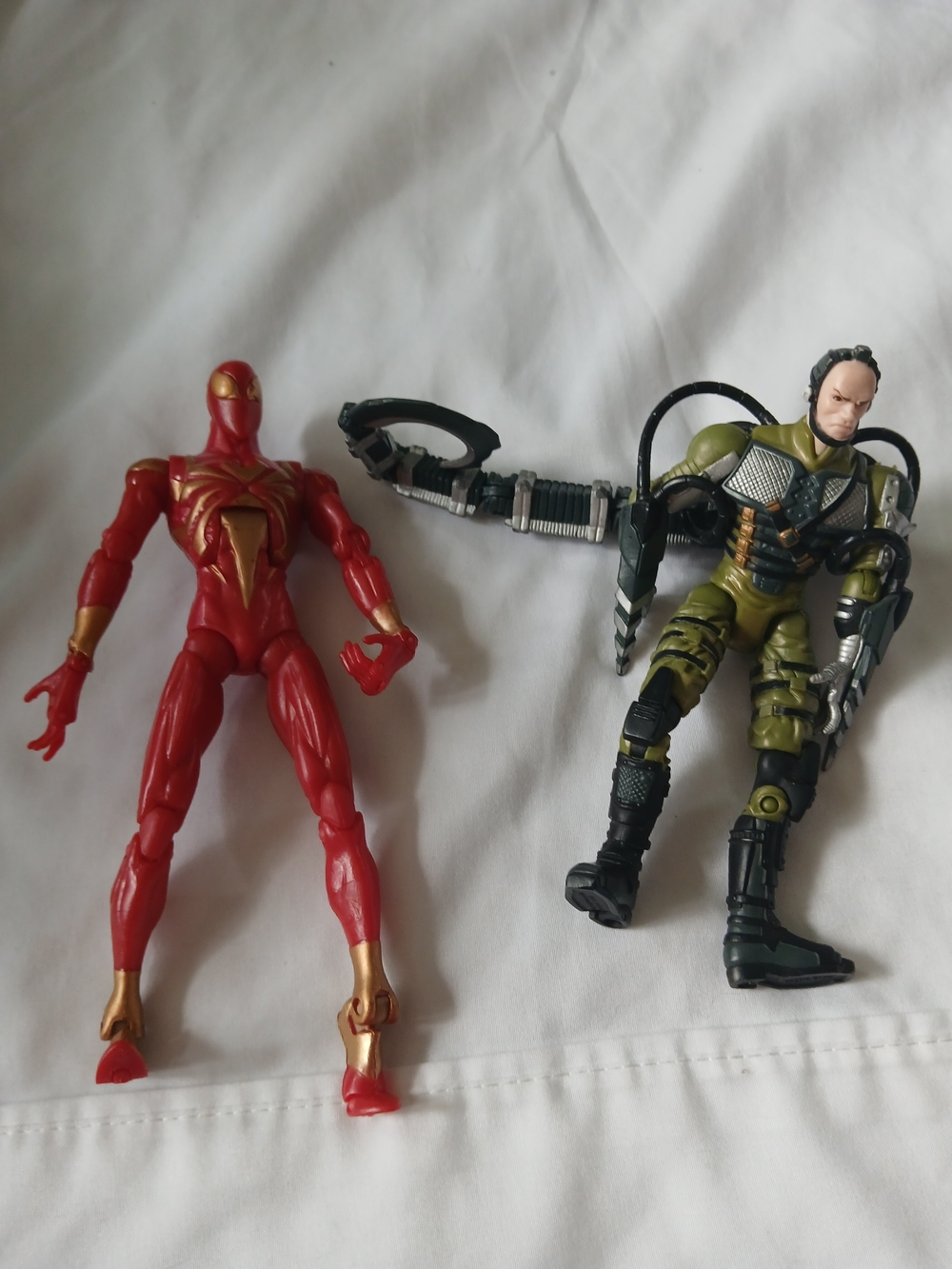 Hasbro Marvel Spider-Man & Doctor Octopus Action Figures w/ Tentacle Arm 2007